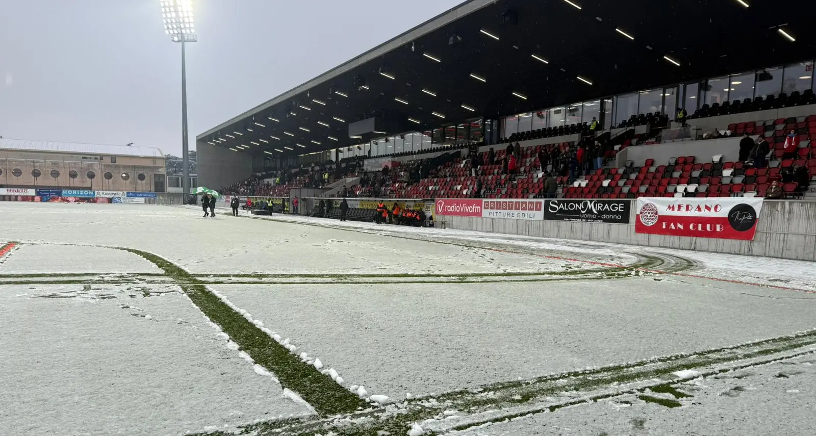 Südtirol-Padova posticipata di mezz’ora per sistemare il campo dopo la nevicata