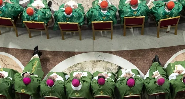 Vaticano: Chiesa affronti sua mancanza fede e la corruzione