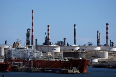 Analisti, 'revoca sanzioni russe su diesel non risolve, problema è in Medio Oriente'