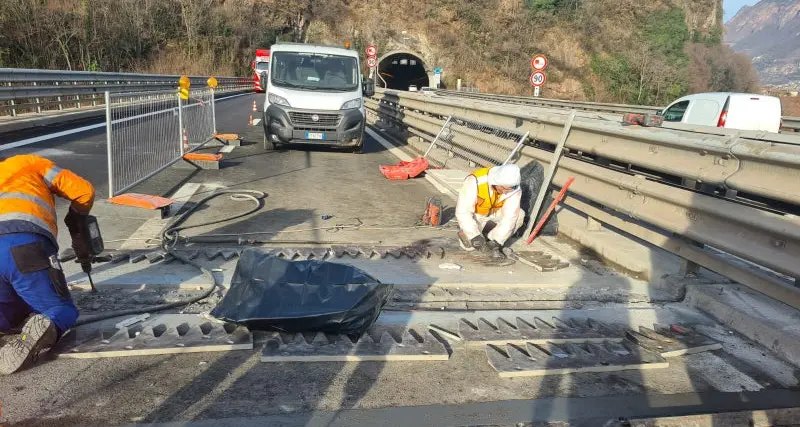Viadotto Mebo di Castelfirmiano, da domani a due corsie
