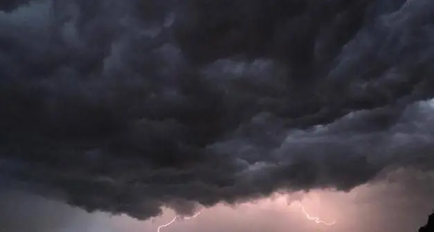 Domenica piogge e temporali a Nord, allerta gialla in 7 regioni: anche in Alto Adige
