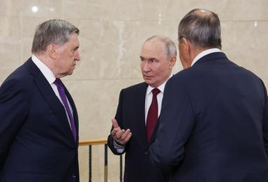 Putin, 'minacce di Zelensky ai voli civili sono terrorismo di Stato'