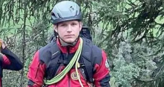 L’ultimo commovente saluto della Val Venosta a Leon Moser, morto a soli 19 anni