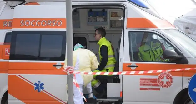 Bolzano, cade da un’impalcatura: ferito gravemente un operaio