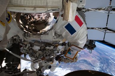 Dalla Luna a Marte, al via a Parigi l'International Space Summit