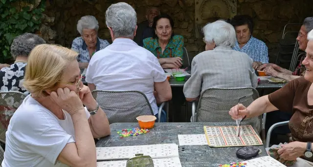Pensioni: Giorgetti firma decreto, +7,3% da gennaio