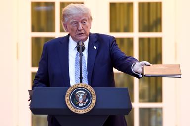 Trump, non attacco la stampa libera ma le fake news, sono una minaccia