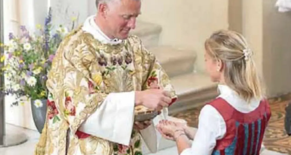 Grande festa per Martin Karbon: a 52 anni e padre di 4 figli è stato ordinato diacono permanente
