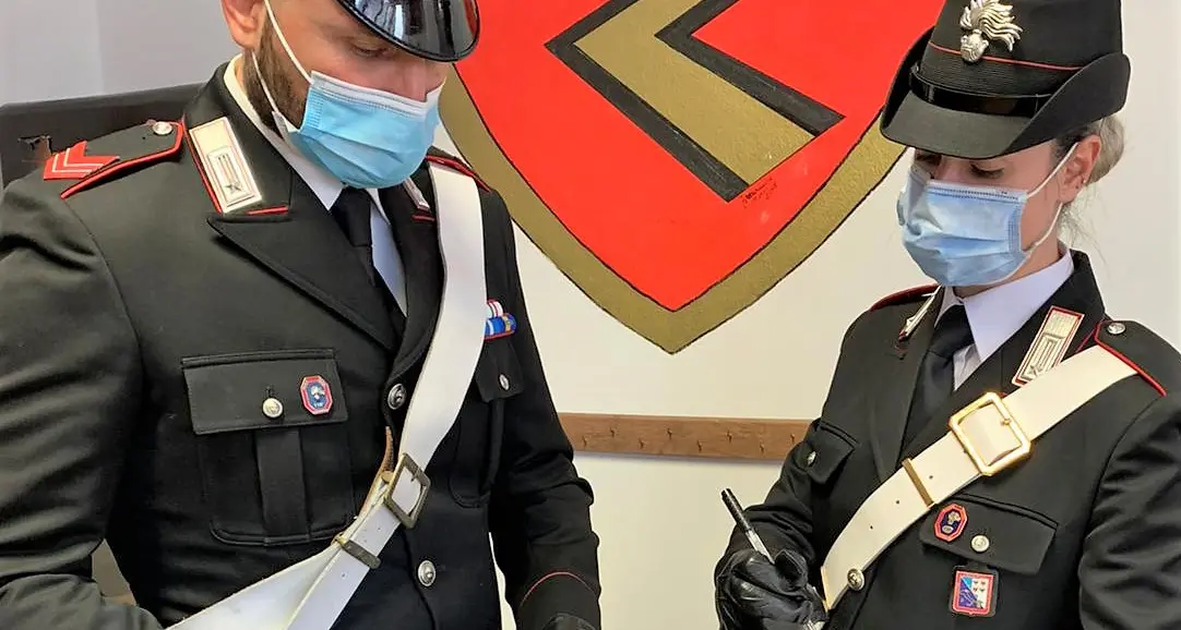Merano, finisce ai domiciliari per spaccio e il giorno dopo evade: ricercato 24enne