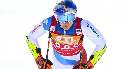 Sci, è sempre Odermatt: vince il SuperG e abbatte i record, Paris settimo. E Brignone è argento