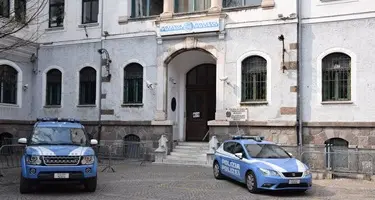 Controlli straordinari a Merano: identificate 50 persone, 10 con precedenti