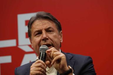 Programma M5s al voto, 'continuare ad inviare armi a Kiev è allontanare la pace'