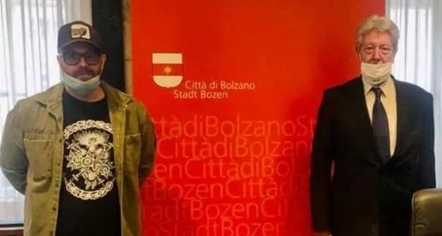 Minacciò Caramaschi per le misure anti Covid, barista patteggia 4 mesi