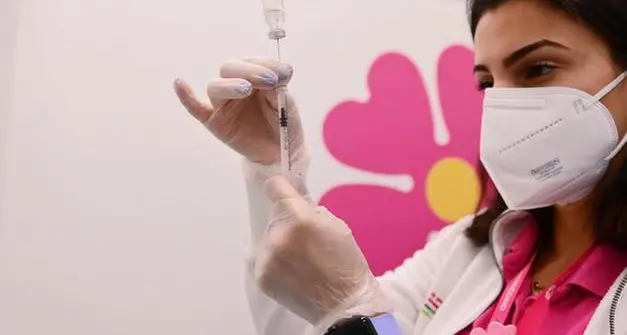 Covid, cambiano gli orari per le vaccinazioni a Merano e Silandro