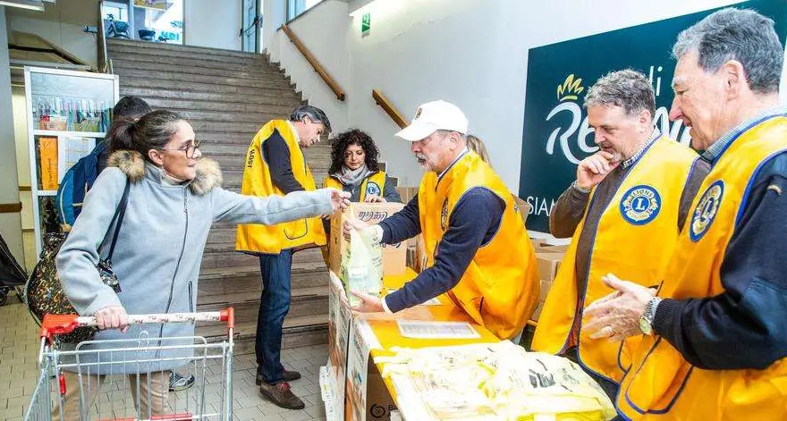 Sabato torna la Colletta alimentare in 500 supermercati del Trentino Alto Adige