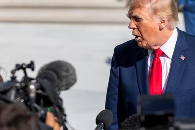 Trump lancia commissione d'inchiesta contro componente board della Fed Lisa Cook