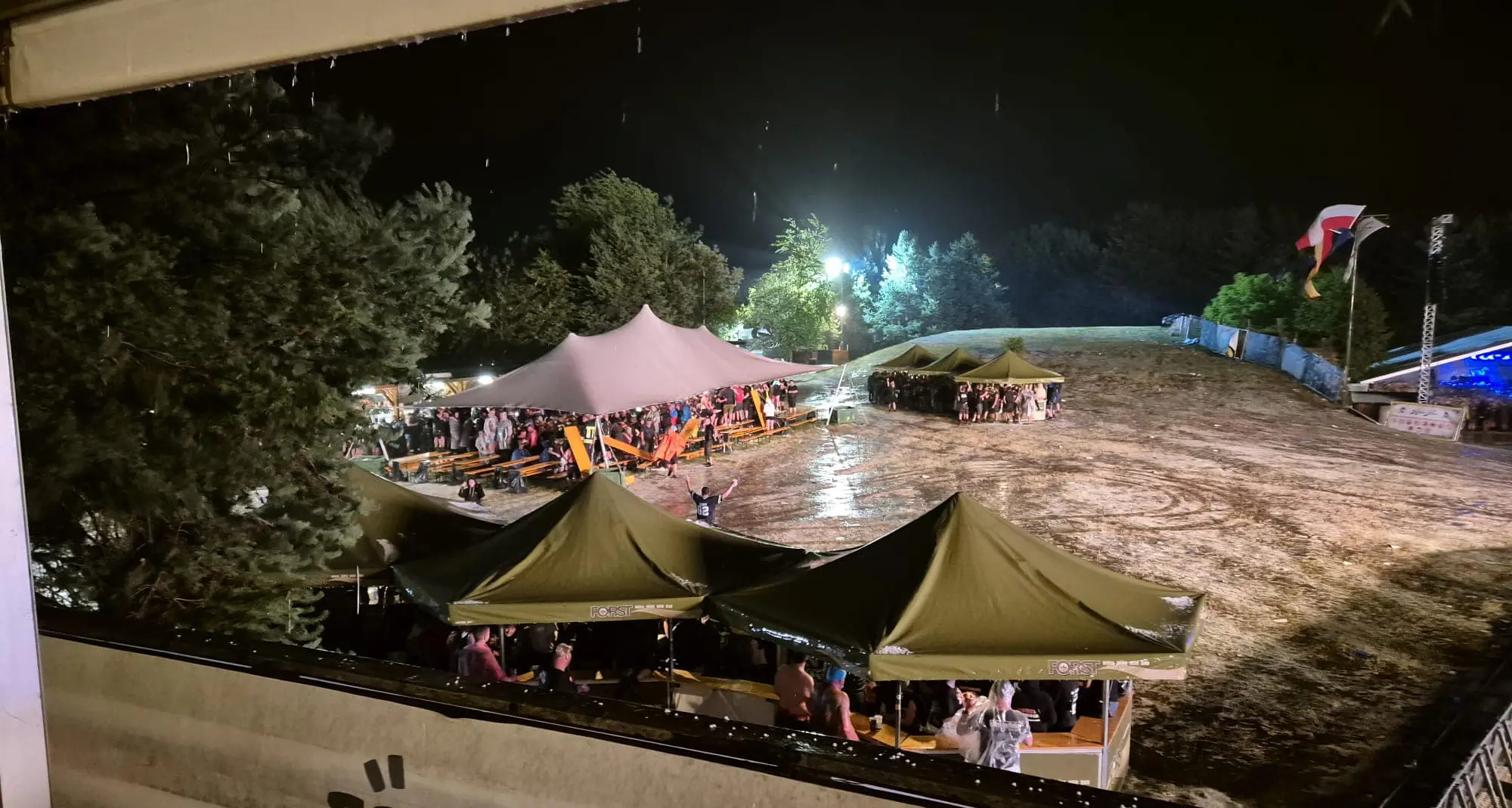 Festival Alpen Flair, in 10mila evacuati per il nubifragio