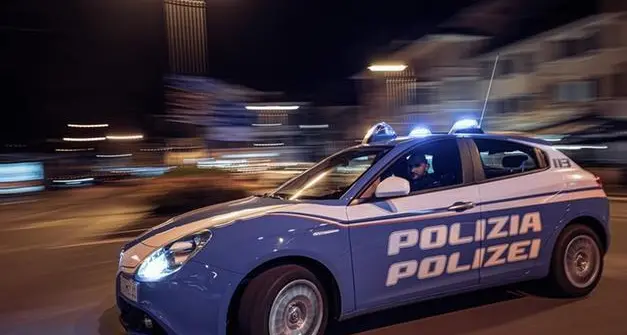 Rapina al Despar armato di machete