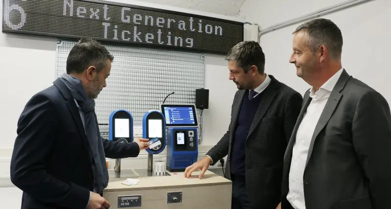 Mobilità pubblica hi-tech in Alto Adige: obliteratrici “intelligenti” e biglietti acquistabili con bancomat e telefonino