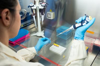 Per 15.000 pazienti l'anno cure su misura con la 'carta d'identità molecolare' dei tumori