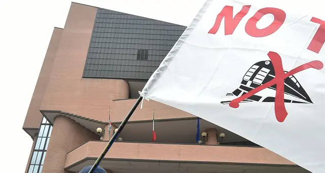 Tav: 32 condanne a maxiprocesso, ma pene ridotte