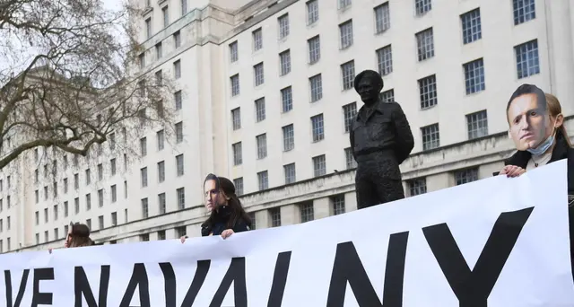 Navalny: sostenitori convocano proteste per il 21 aprile