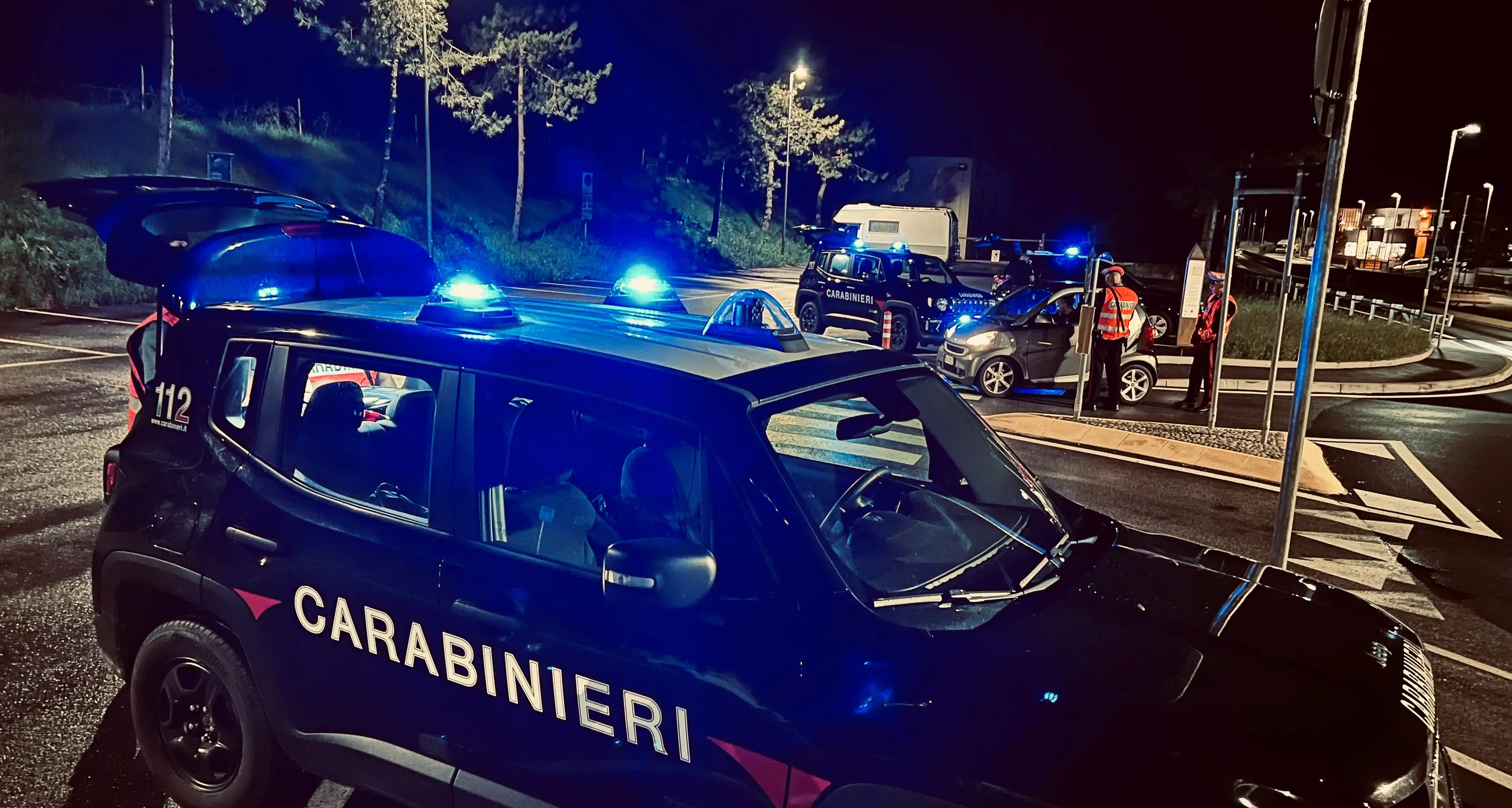 Gli trovano arnesi da scasso nel portabagagli, denunciato a Montagna