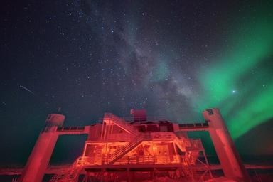 IceCube, in Antartide l'osservatorio delle catastrofi cosmiche