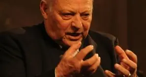 La Svp difende Durnwalder: «Merita un monumento, di certo non processi»
