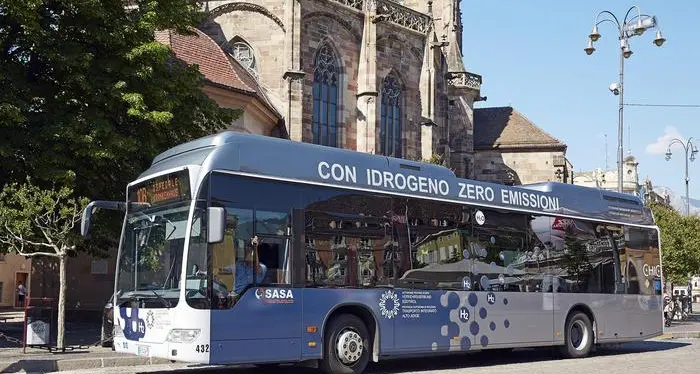 Nuovi orari per autobus e treni a partire dal 15 dicembre