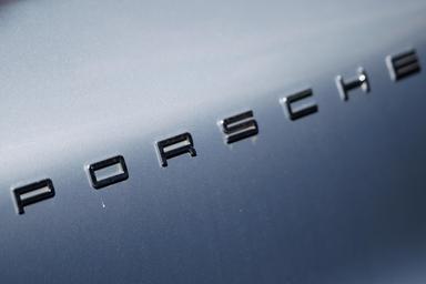Porsche in pressing su Vw, 'servono decisioni veloci, in gioco il futuro'