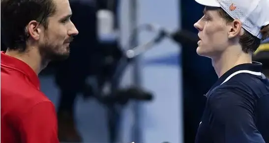 Medvedev: «Sinner è un bel numero 1, vincerà ancora per tanti anni»
