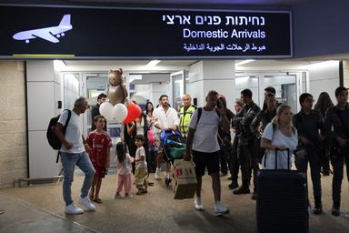 Netanyahu, 'quadro più chiaro, attentatore voleva far schiantare l'aereo'