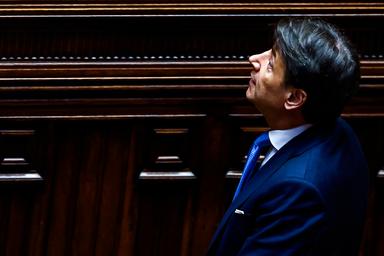 Conte, un attimo dopo l'assemblea Pd tavolo di programma e poi primarie