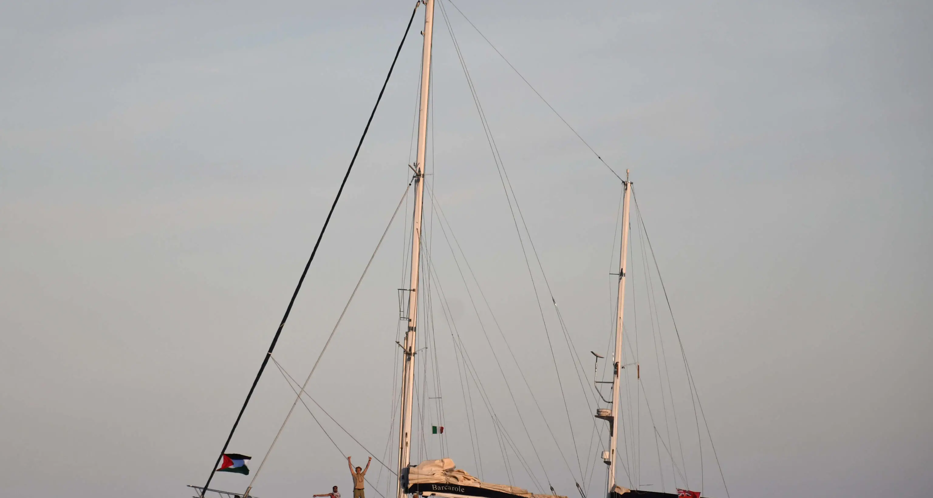 Israele: barca Flotilla dirottata, chi a bordo sarà rimpatriato