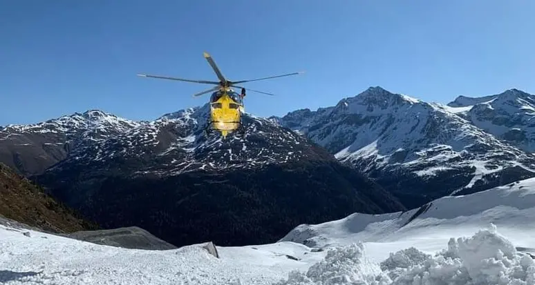 Due sci-alpinisti altoatesini precipitano sull’Ortles, feriti ma salvi