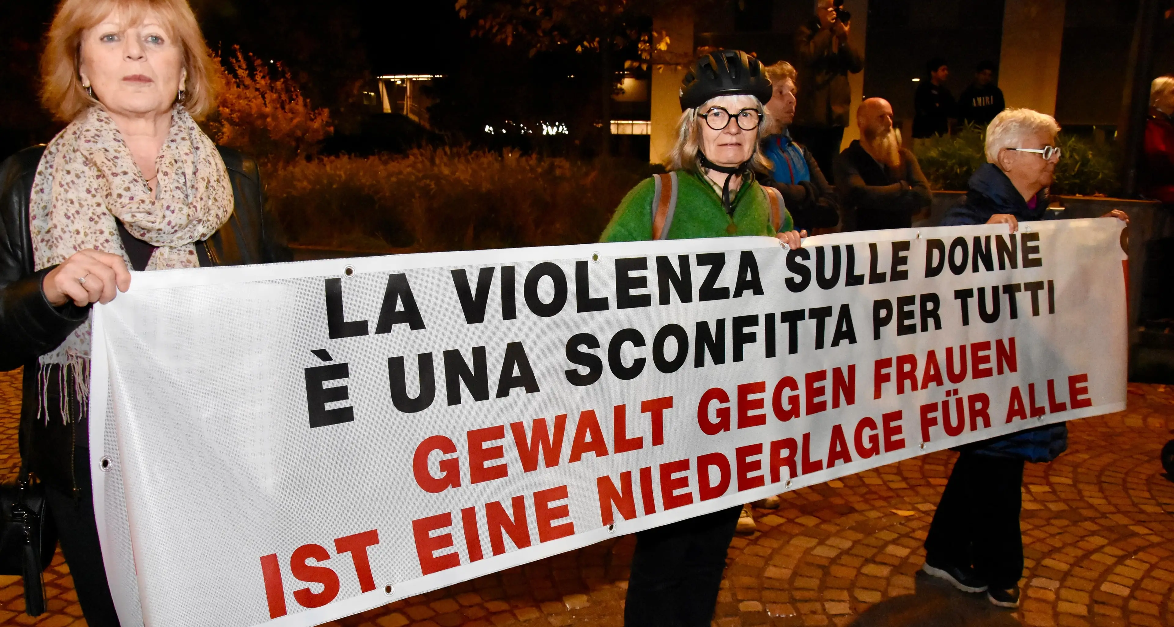 Palpeggiamenti a una 14enne: confermata la condanna a tre anni