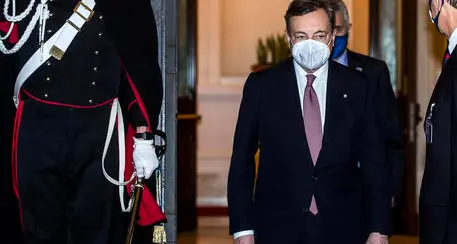 Mario Draghi supera il primo ostacolo, in Senato fa il pieno di voti