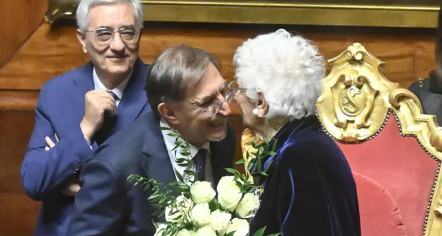 Senato: La Russa presidente con 116 voti, 65 le bianche