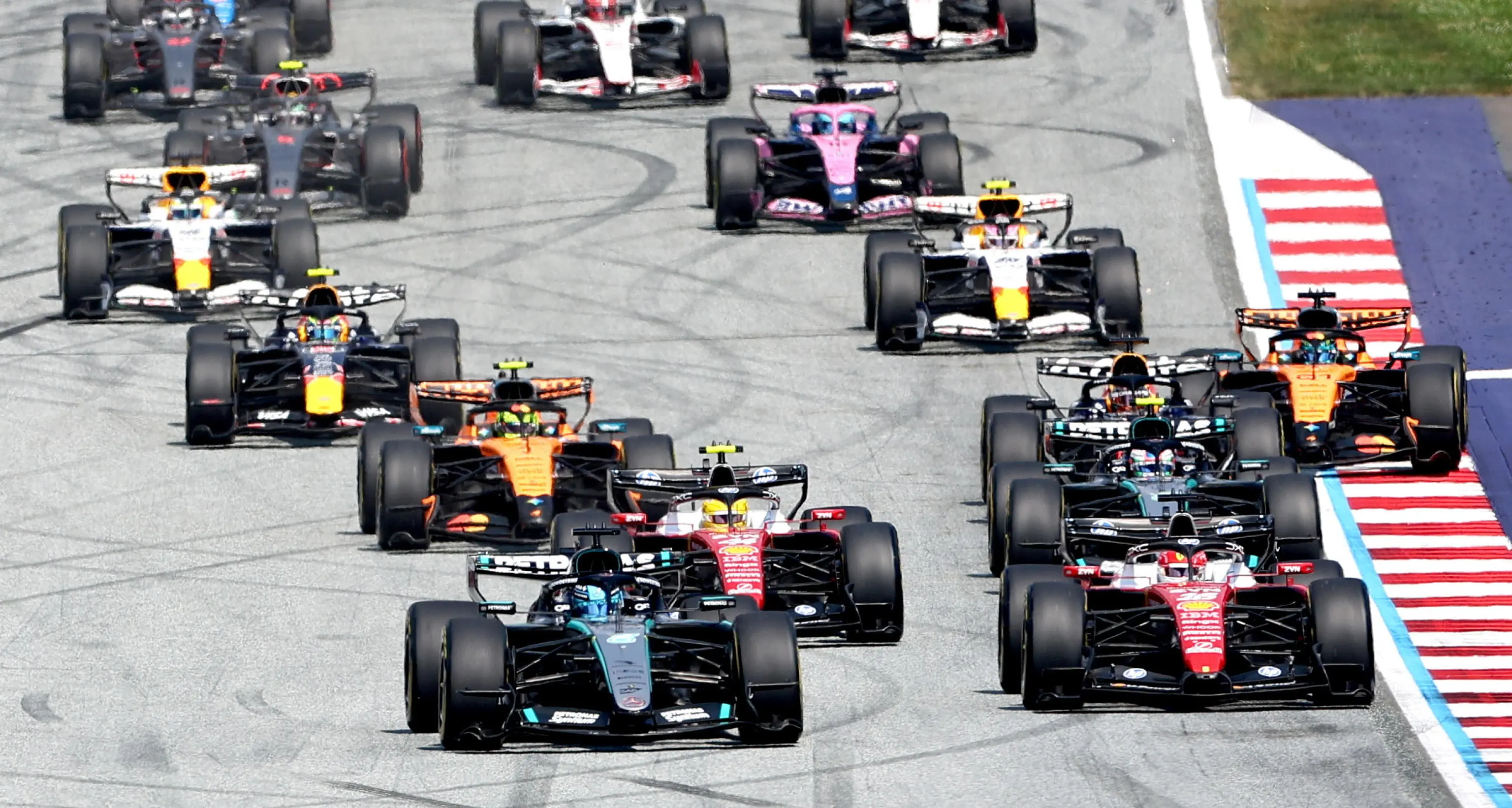 F1: Austria; vince Russell, terzo Antonelli e quinta la Ferrari di Hamilton