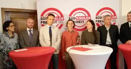 Il partito di Eva Klotz: “Grazia per i combattenti per la libertà del Sudtirolo”