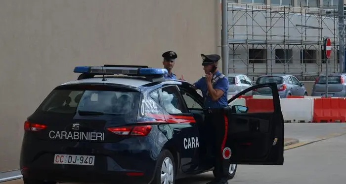 Ragazzine molestate sugli autobus in val Venosta, arrestato un trentottenne