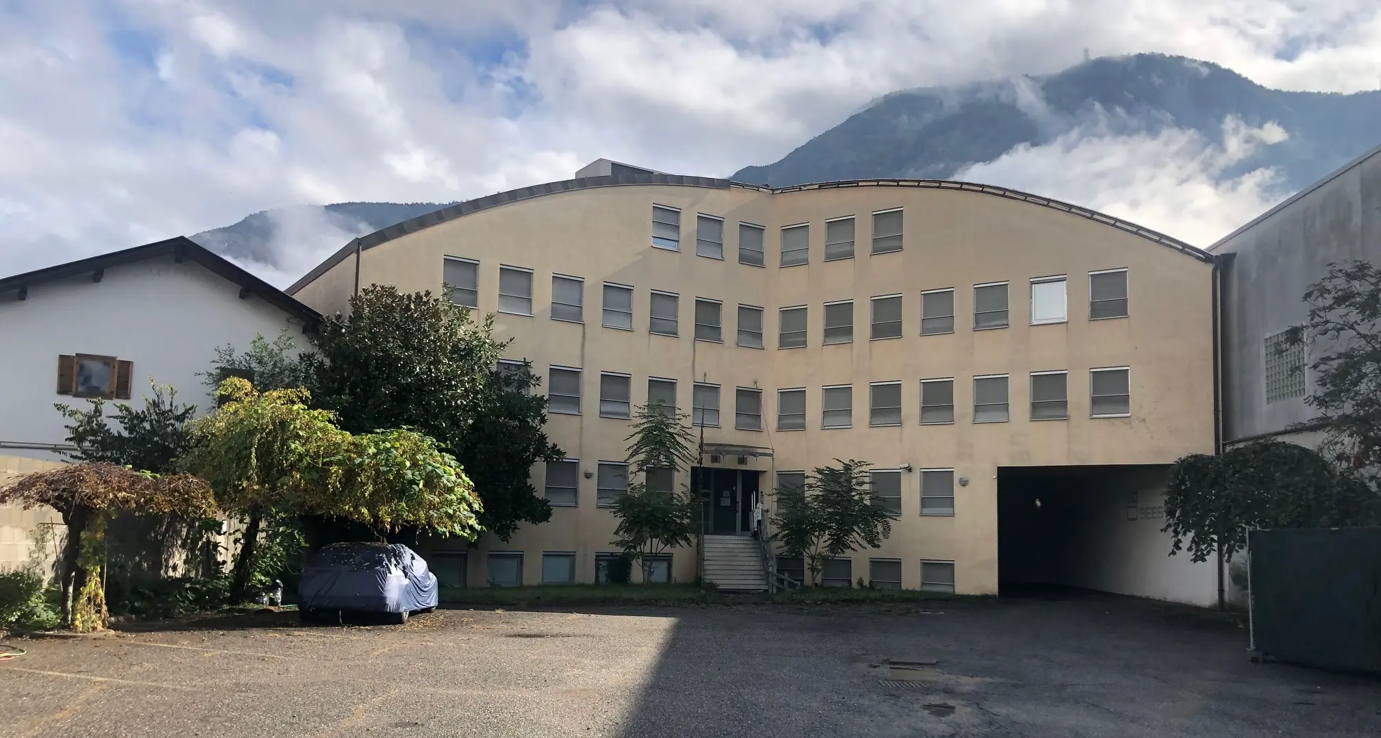 L’ex Inpdap sarà un dormitorio per senzatetto. Kompatscher firma l'ordinanza