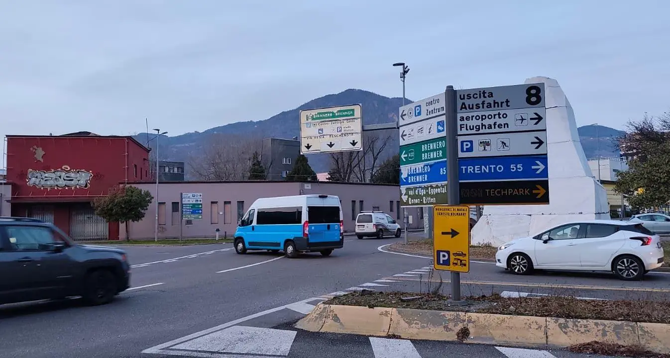 Rotonda di via Volta, presto un piano di sicurezza