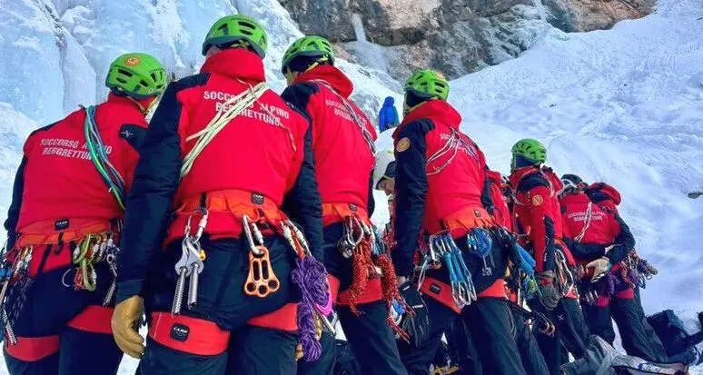 Soccorso alpino altoatesino, 14.300 interventi e oltre 30.000 ore donate