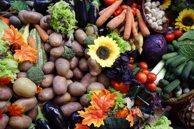 Ottobre al mercato,clima stabilizza prezzi di frutta e verdura, arrivano le castagne