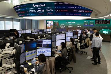 Borsa: l'Asia chiude in calo con i timori per l'intelligenza artificiale