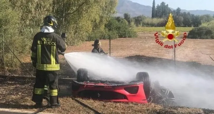 Scontro tra auto sportive in Sardegna, parla la coppia gardenese coinvolta: «Abbiamo visto la morte in faccia»