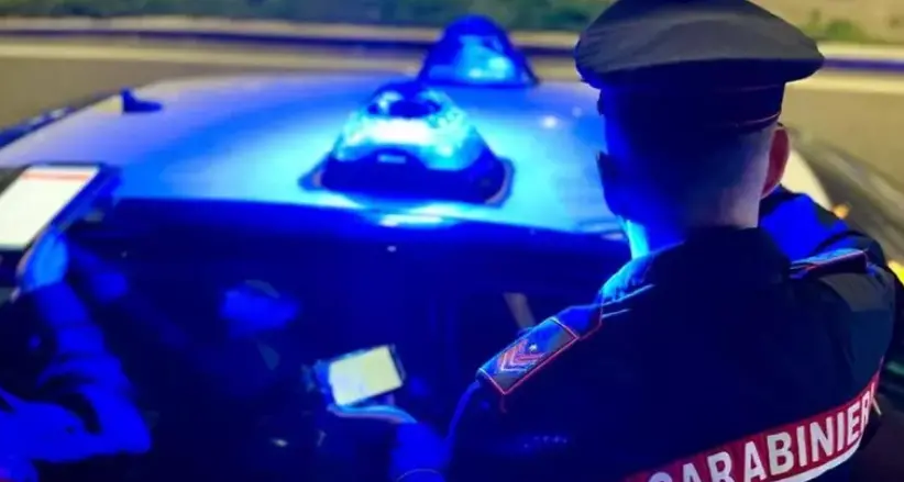 Giovane aggredito mentre attraversa in bici il parco Rosegger a Merano