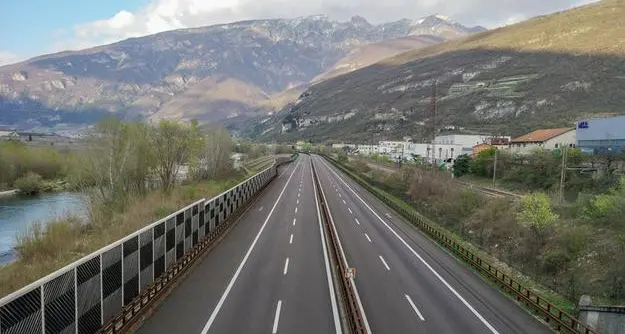 A22, il sabato stop ai mezzi pesanti da Vipiteno al Brennero: regola valida dall’11 gennaio al 15 marzo